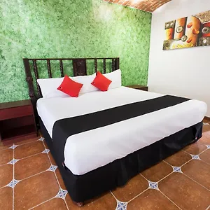 2* Hotel Hacienda Tonalmain